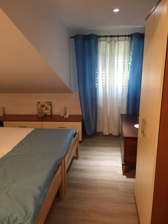 Apartment Retro III Koper Bagian luar foto