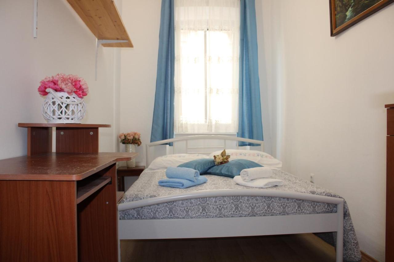 Apartment Retro III Koper Bagian luar foto
